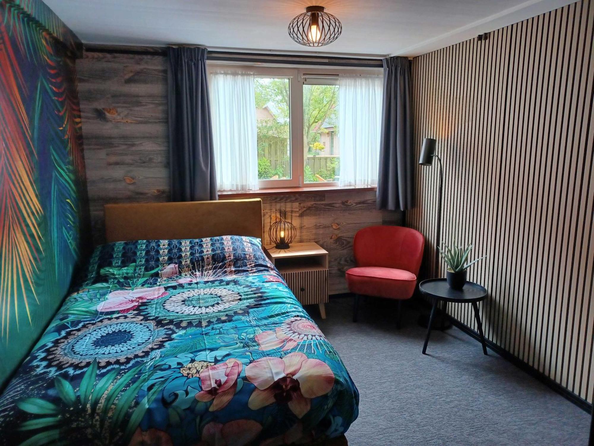 Hotel Dichtbijzee 奥斯特仁德 外观 照片