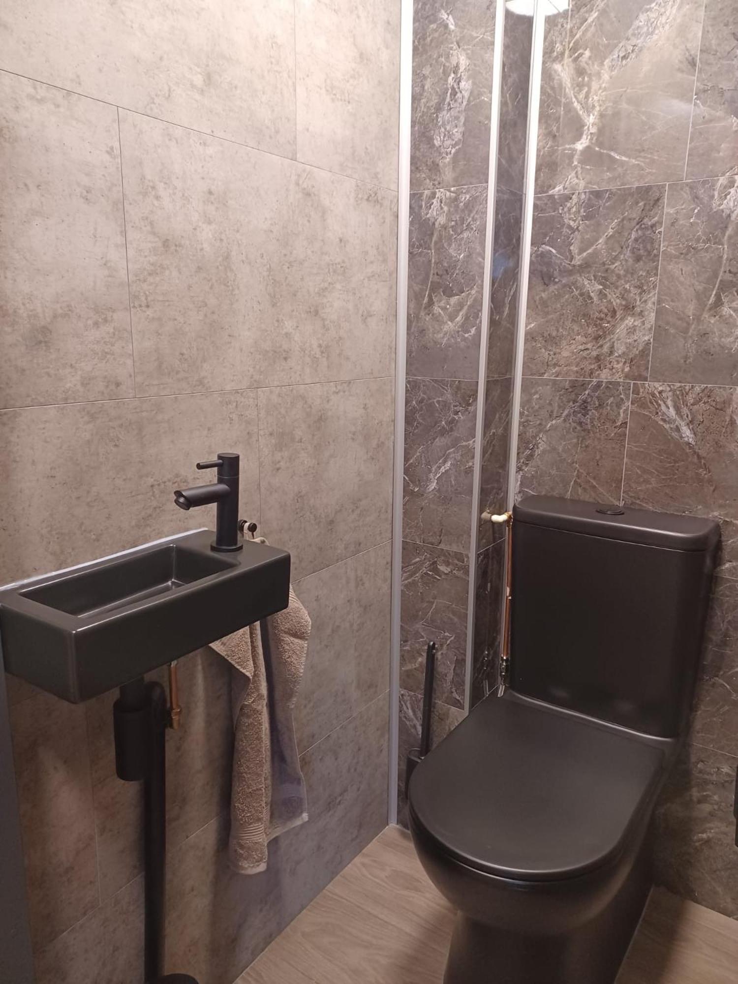 Hotel Dichtbijzee 奥斯特仁德 外观 照片