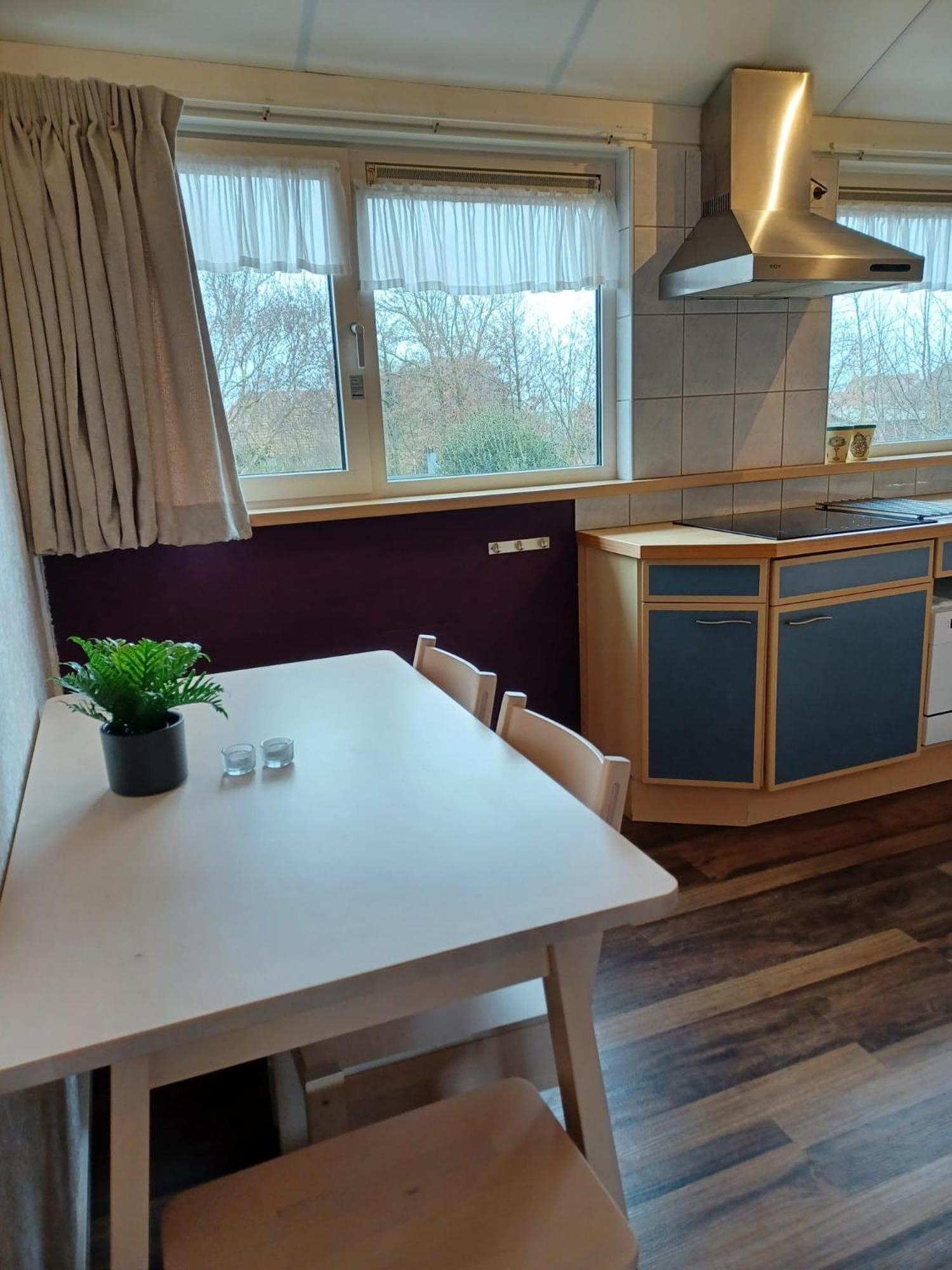 Hotel Dichtbijzee 奥斯特仁德 外观 照片