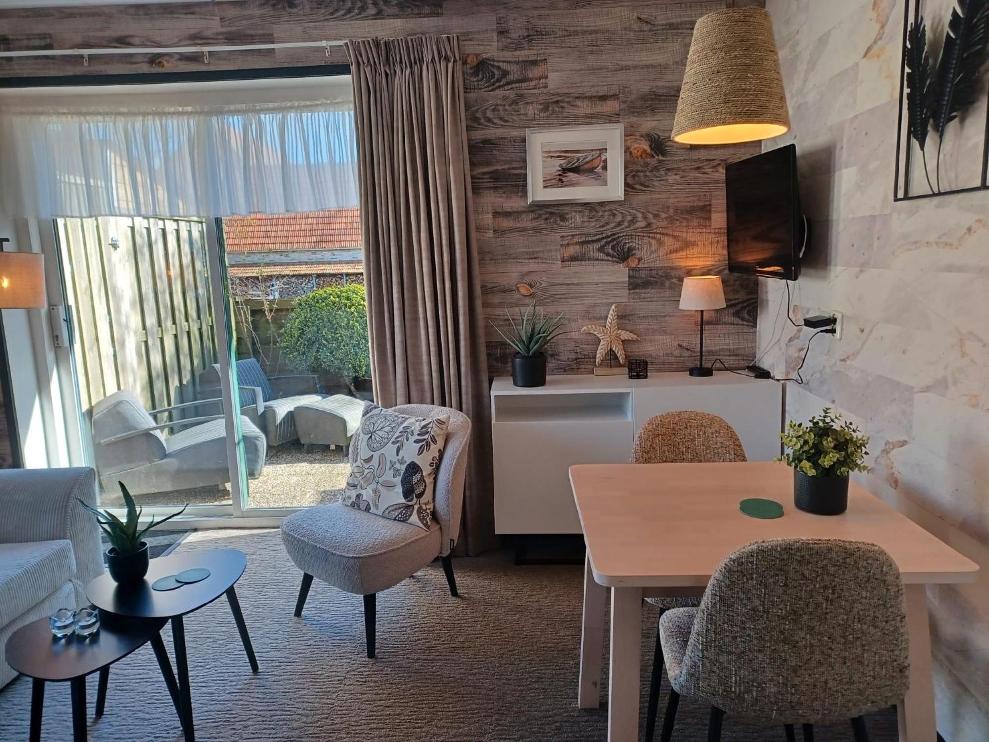 Hotel Dichtbijzee 奥斯特仁德 外观 照片